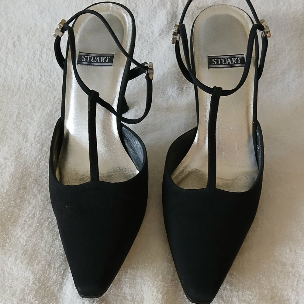 WOMEN'S STUART WEITZMAN BLACK DRESS PUMP
